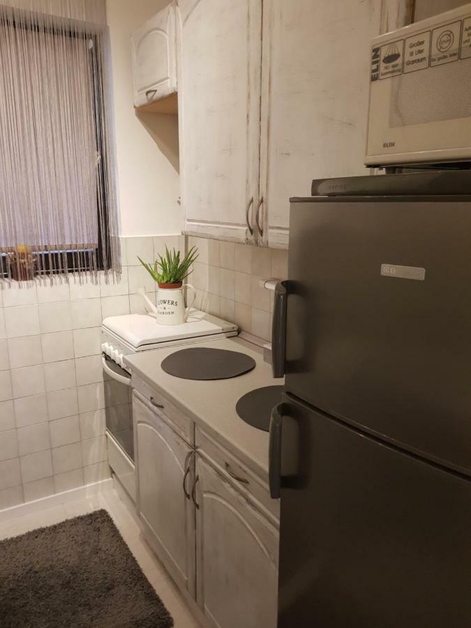 Downtown'S Pearl Apartamento Pécs Exterior foto